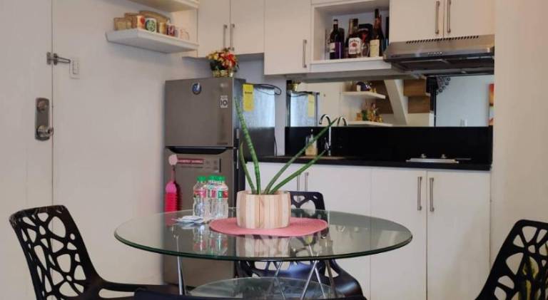 Apartment with yard — photo 5