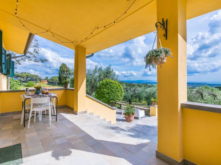Holiday apartment with terrace, barbeque & yard | Nature view — photo 5