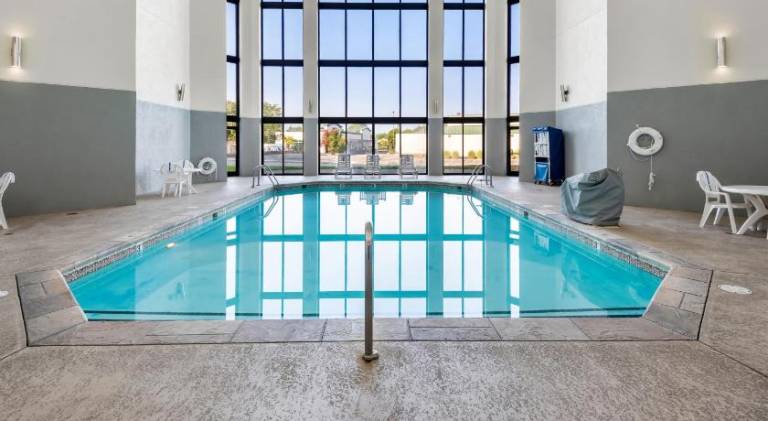 Hampton Inn Indianapolis-N. E./Castleton — photo 3