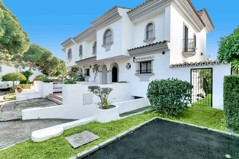 Casa  Elviria
