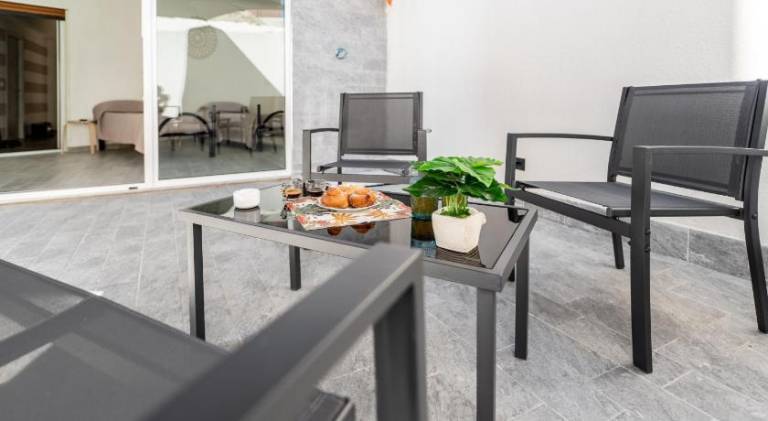 Holiday apartment with patio | Pets are welcome — photo 2