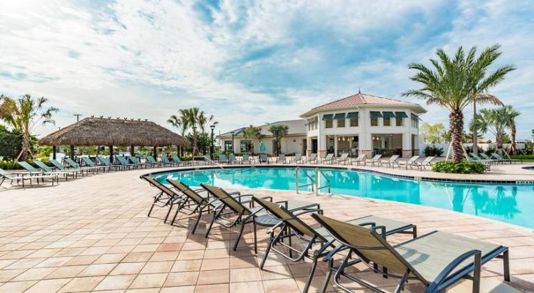 Villa with garden, barbecue & private pool | Good for workation | Pet-friendly — photo 3