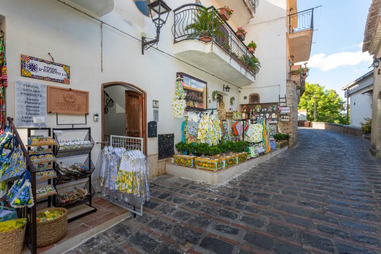 Camera privata Fiumedinisi