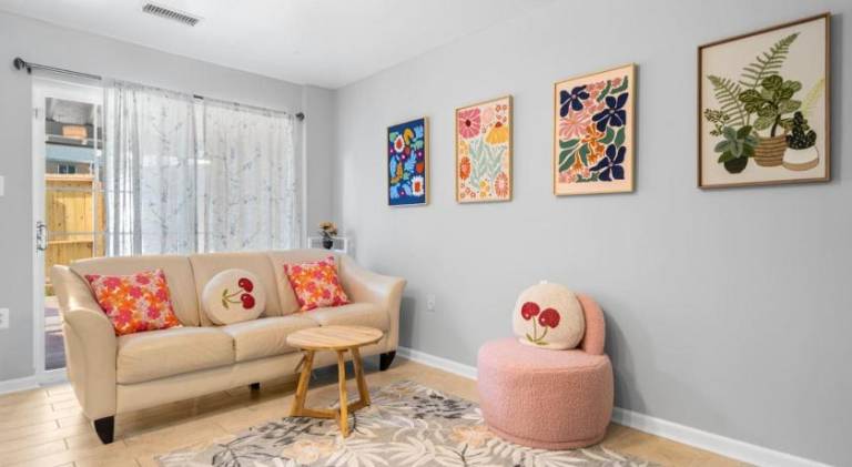 House | Perfect for remote work in Alexandria, VA