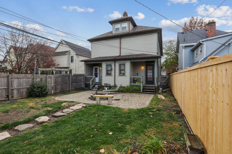 House with garden — photo 2