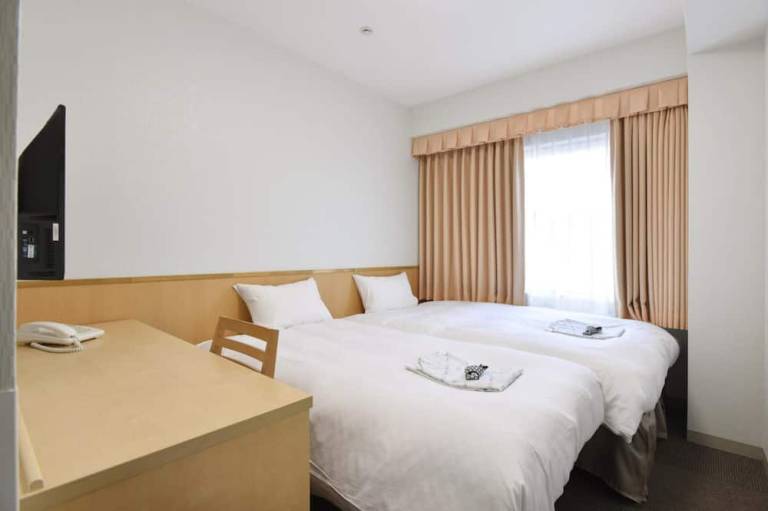 Pearl Hotel Ota