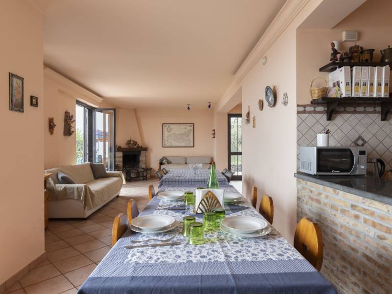 Charming vacation home with terrace, grill & garden | Sea view | Pet-friendly — photo 5