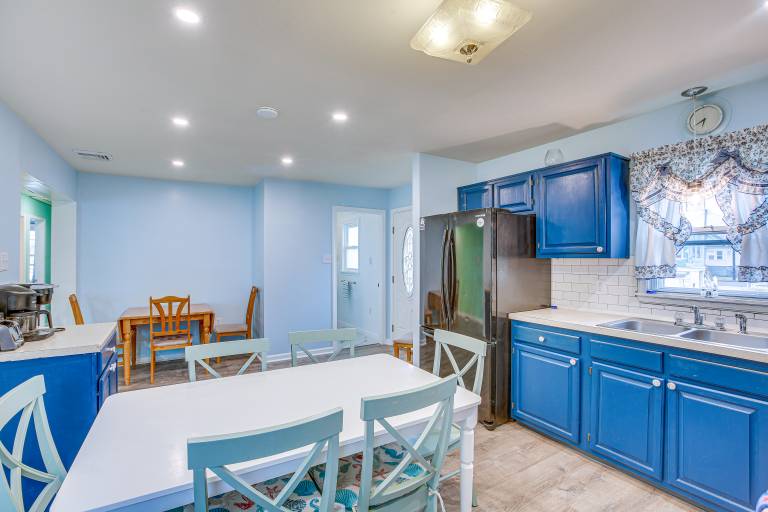 Beach House w/ Private Pool in North Wildwood — photo 5