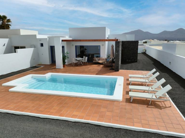 Villa Playa Blanca