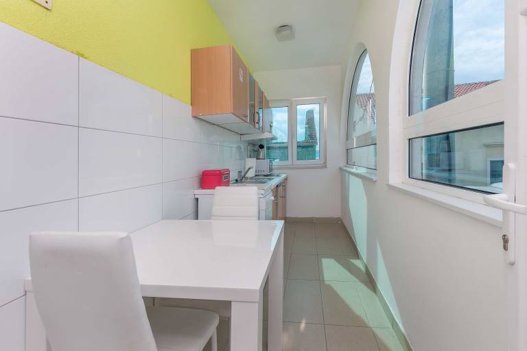 Apartment with patio | Close to the beach | Pets allowed — photo 2