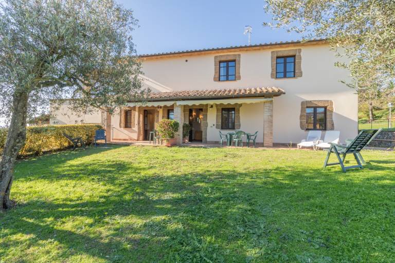 Il Poderaccio Agri-relais: Pozzo: Appartamento con Piscina Condivisa — photo 2