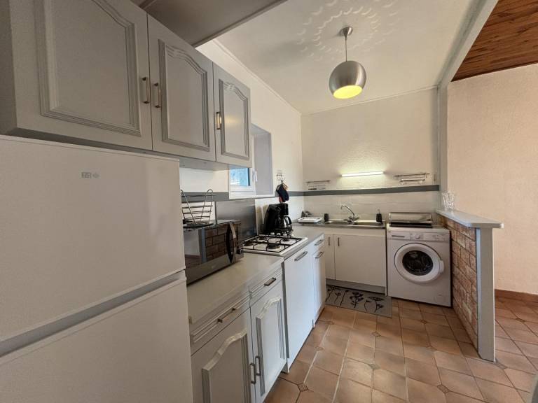 Gite with barbecue, garden & terrace — photo 5