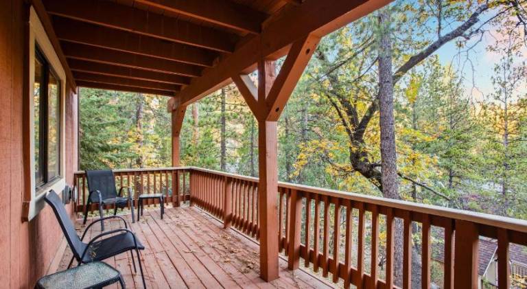 Fully equipped vacation home with barbeque | Pet-friendly — photo 4