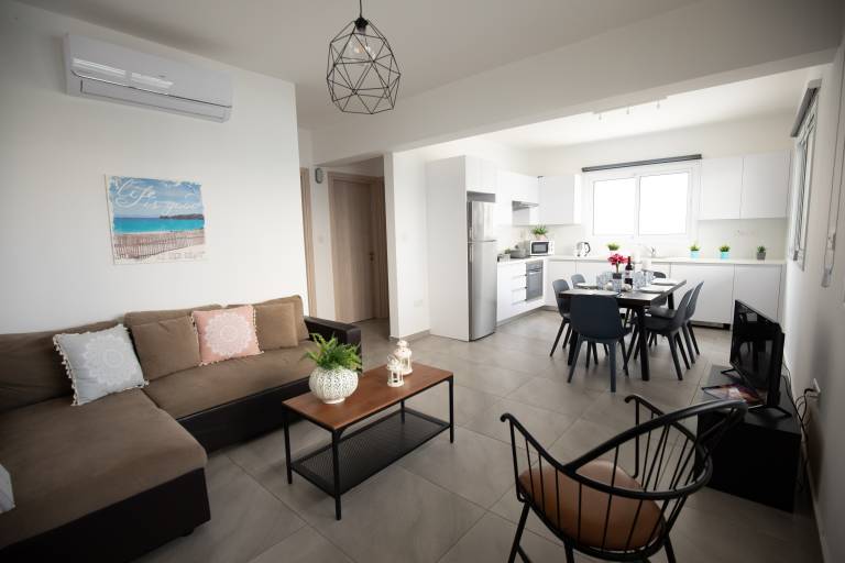Apartment Paralimni