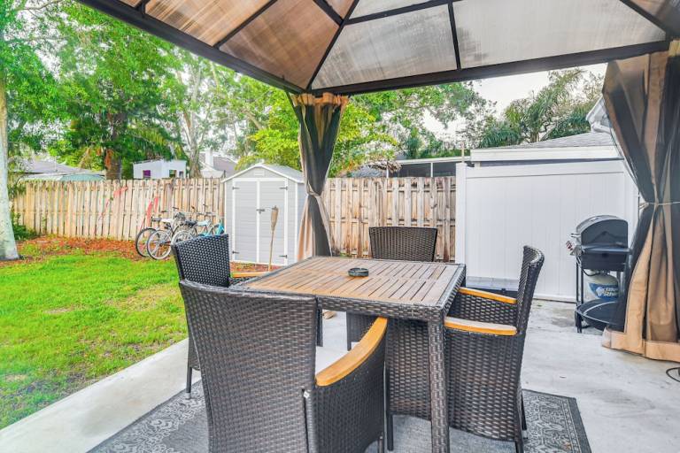 Cottage Palm Harbor