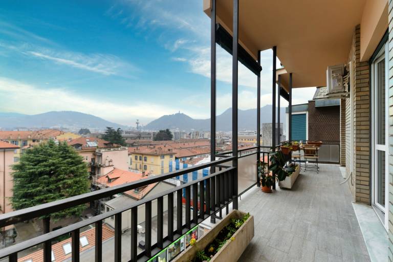 Holiday apartment | Near Como Cathedral — photo 3