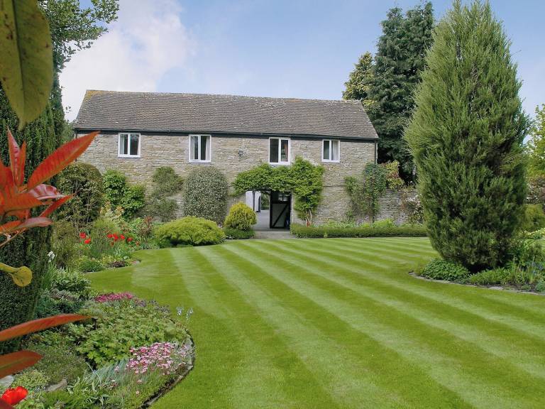 Cottage Kington