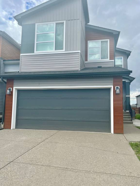 House Airdrie