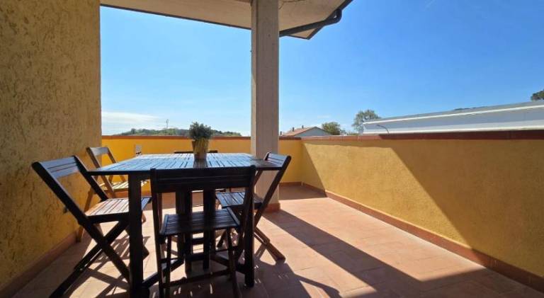 Rental apartment with terrace — photo 3