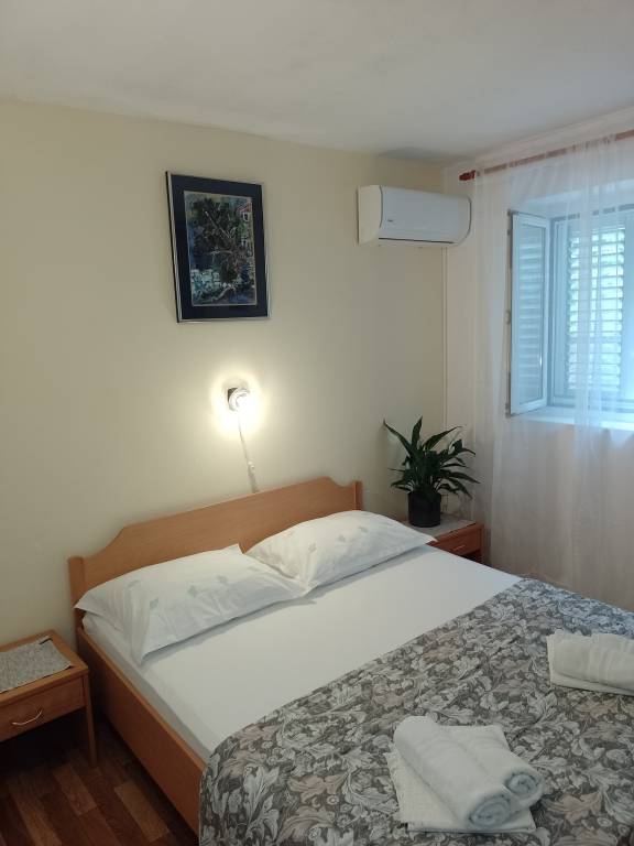 Room near beach Sućuraj, Hvar (S-6734-b) — photo 2