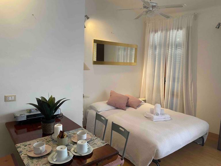 Charming apartment with fast internet & terrace | Close to the beach | Pets allowed — photo 4