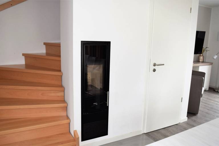 Modernes Ferienhaus, Kamin, Sauna, Süd-Terrasse, Loggia mit Meerblick, Haustiere — photo 4