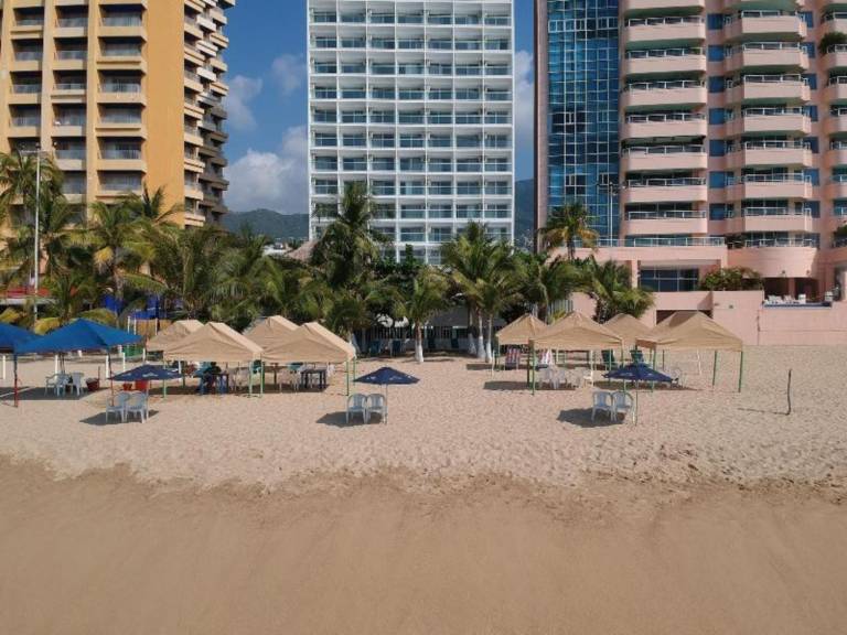 Bnow Hotels Acapulco — photo 4