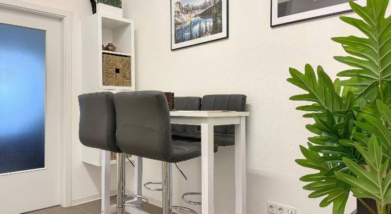 Apartment | Next to Schlossplatz | Pets allowed — photo 3