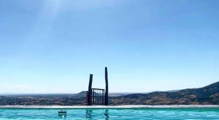 House with pool | Suitable for remote work in Cáceres