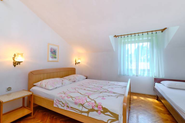 One bedroom apartment with terrace Artatore, Lošinj (A-2509-e) — photo 5
