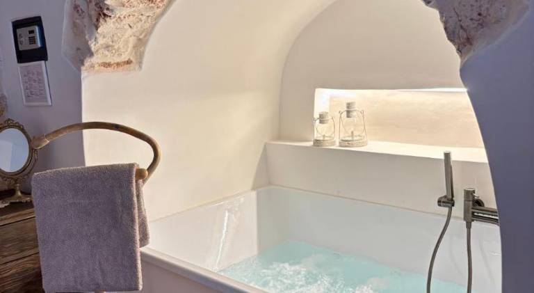 Holiday apartment with jacuzzi | Pet-friendly in Ostuni