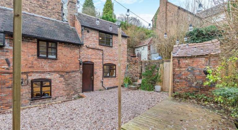 Vacation home with 3 rooms for 6 persons in Telford