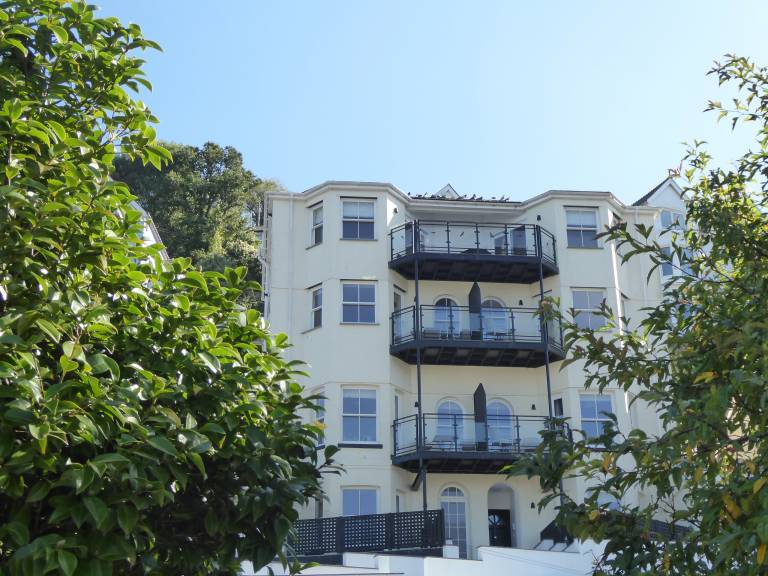 Family-oriented cottage | Beach view | Next to the beach | Pets allowed — photo 4