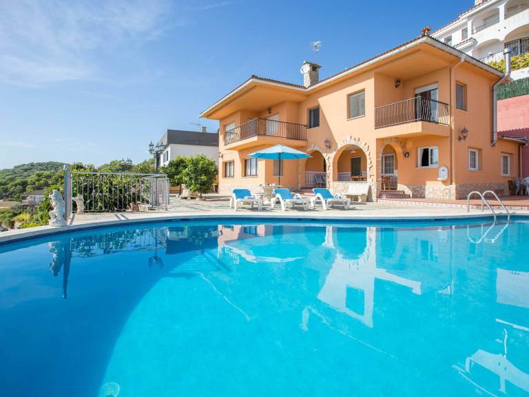 Villa Blanes