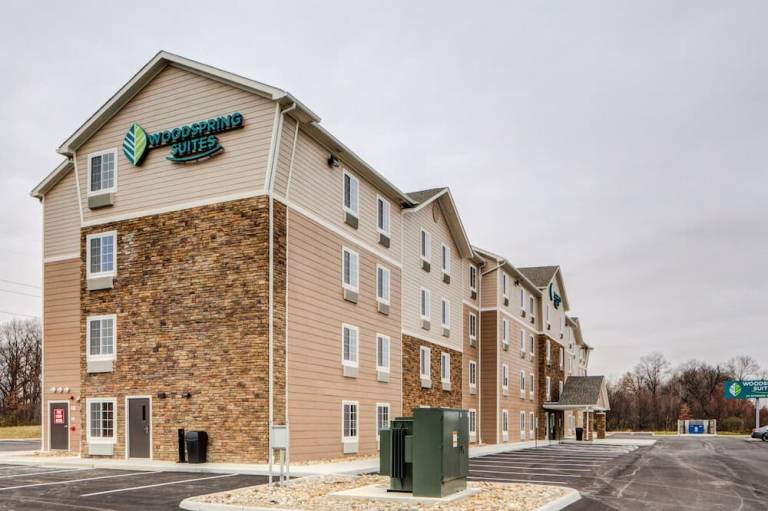 WoodSpring Suites Columbus NE I 270 Airport