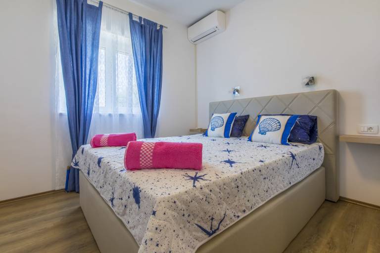 Privatzimmer in Novi Vinodolski, Povile für max. 2 Personen, Privatzimmer in Novi Vinodolski, Povile für max. 2 Personen,