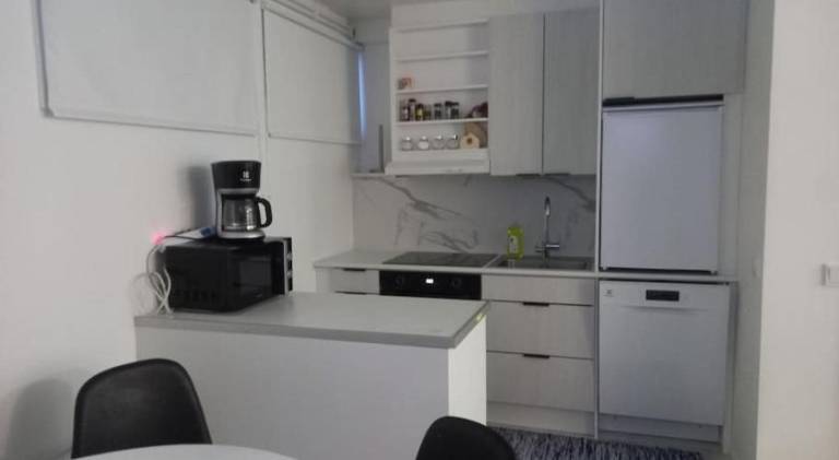 Apartment with 1 room for 4 persons — photo 3