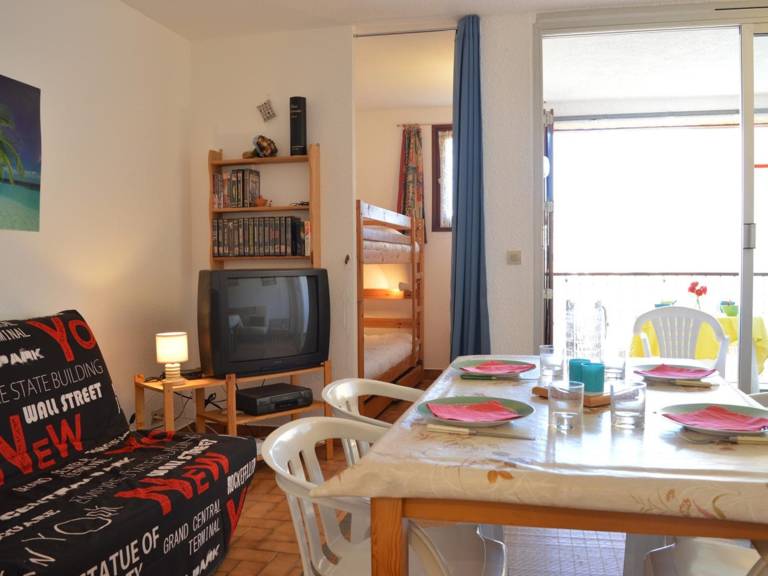 Studio with 1 room for 4 persons — photo 5