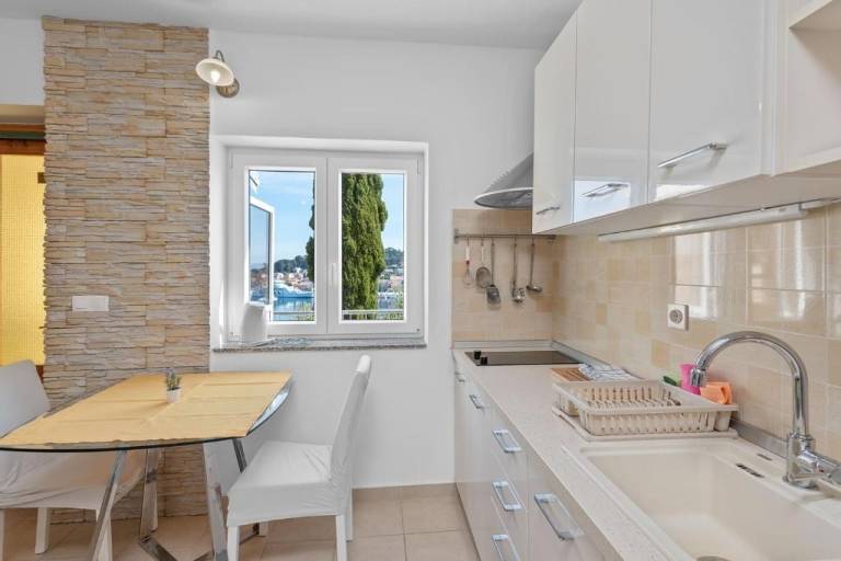 Rental apartment with garden & terrace | Sea view | Dogs allowed — photo 4