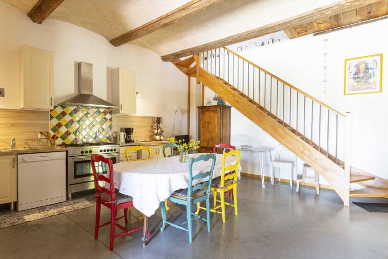 Gite with barbeque, yard & patio — photo 4