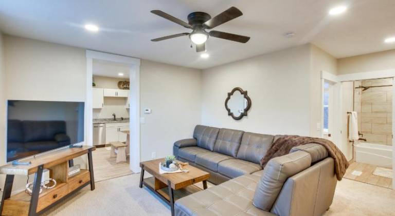 Apartment  Logan