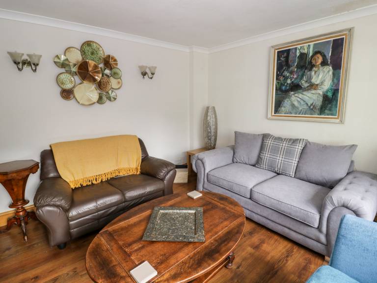 Children-friendly cottage with yard | Pets allowed — photo 3