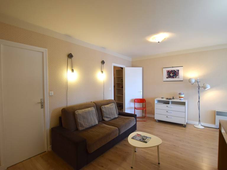 Studio with 1 room for 4 persons — photo 3