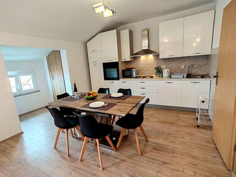 Holiday apartment with grill | Sea view — photo 3