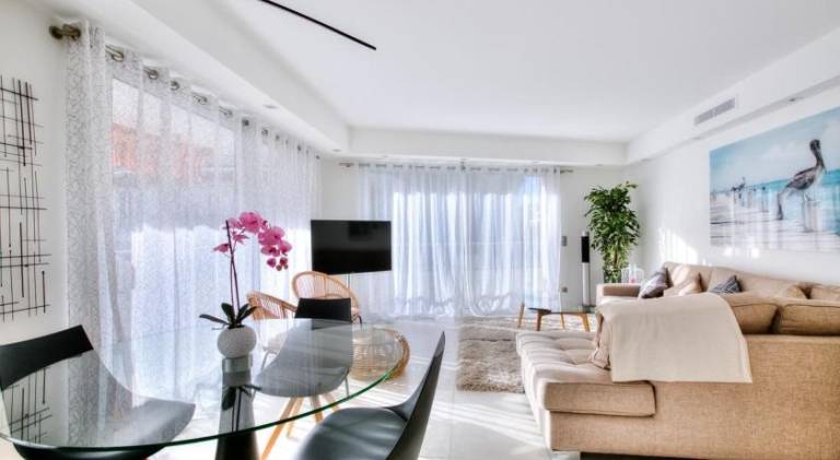 REF 1147 - Cannes Center - Apartment for rent — photo 2