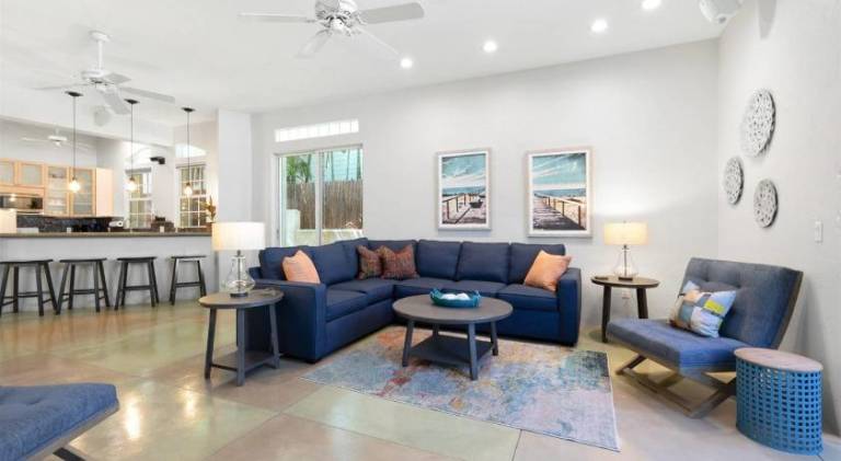 Charming vacation home with pool | Near Southernmost Point | Close to the beach | Pet-friendly — photo 5