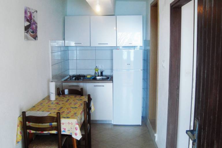 Two bedroom apartment near beach Cove Skozanje, Hvar (A-4624-b) — photo 2
