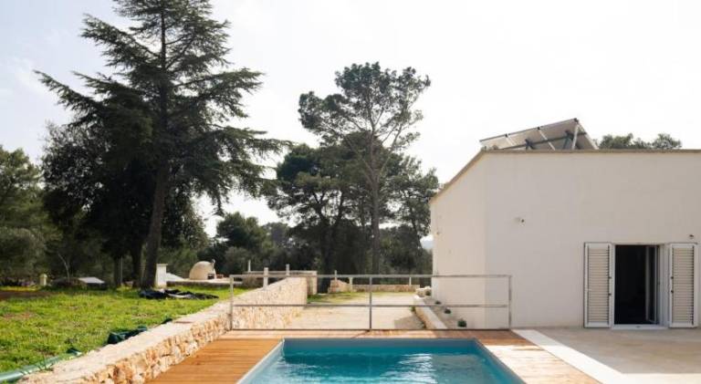 House with barbecue, private pool & garden — photo 3