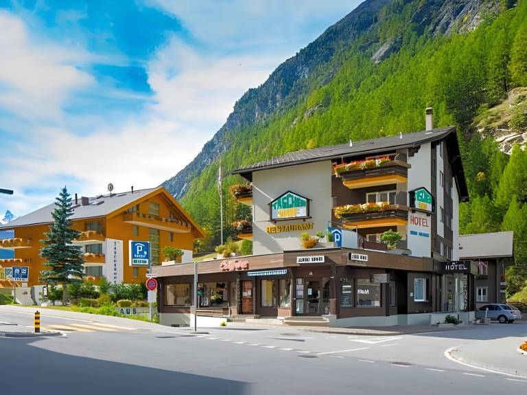 Typically Swiss Hotel Tascherhof — photo 3