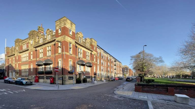 Aparthotel  Warrington